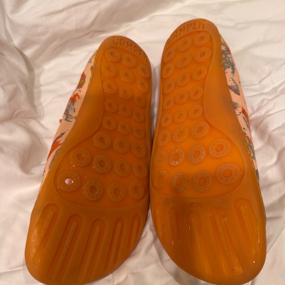 Camper Twins Slip On Women's size US 8.5/9 EU 40, Orange Silver Peach Embroidery - Picture 2 of 10